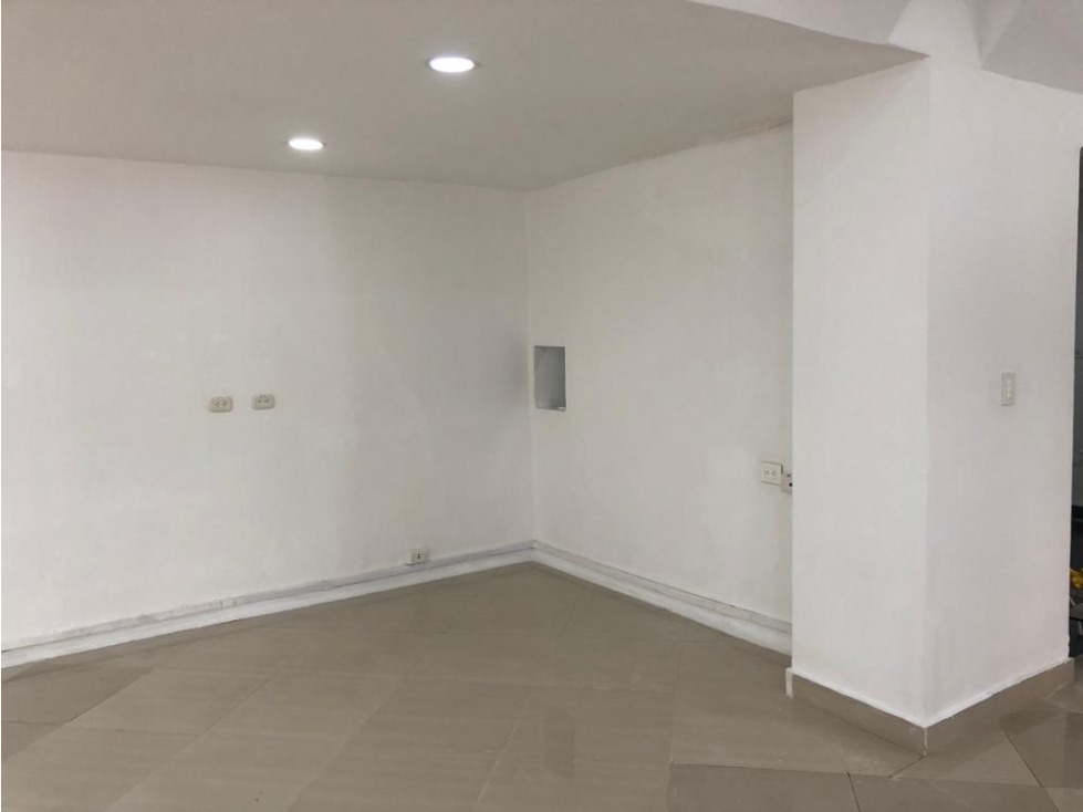 LOCALES EN ARRIENDO/ALAMEDAS C.CIAL MONTERIA - 4