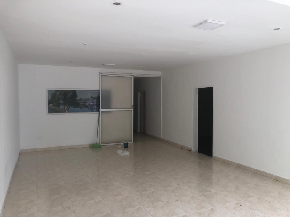LOCAL COMERCIAL DISPONIBLE PARA ARRIENDO CALLE 41 — foto 2
