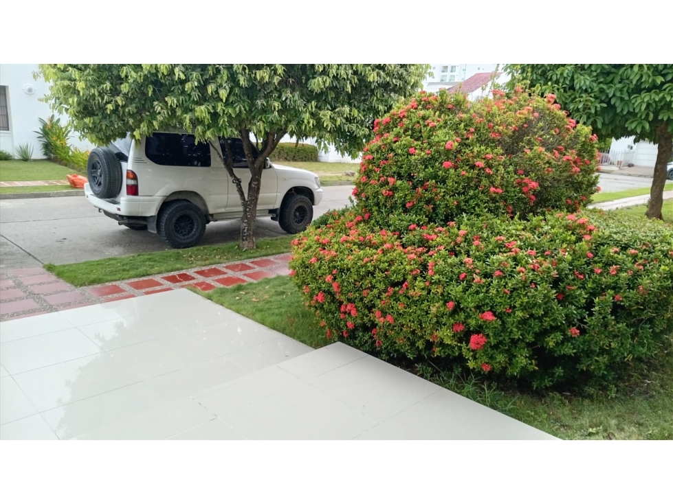 CASA DISPONIBLE PARA LA VENTA EN EL NORTE DE LA CIUDAD — foto 3