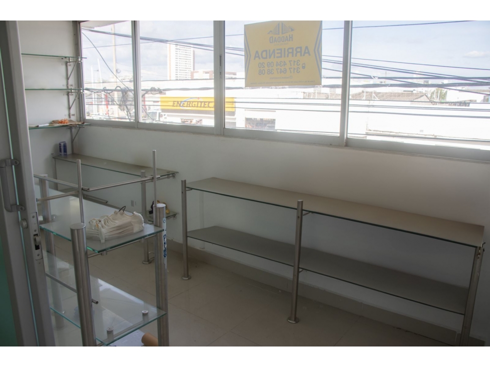 LOCAL COMERCIAL DISPONIBLE - 6
