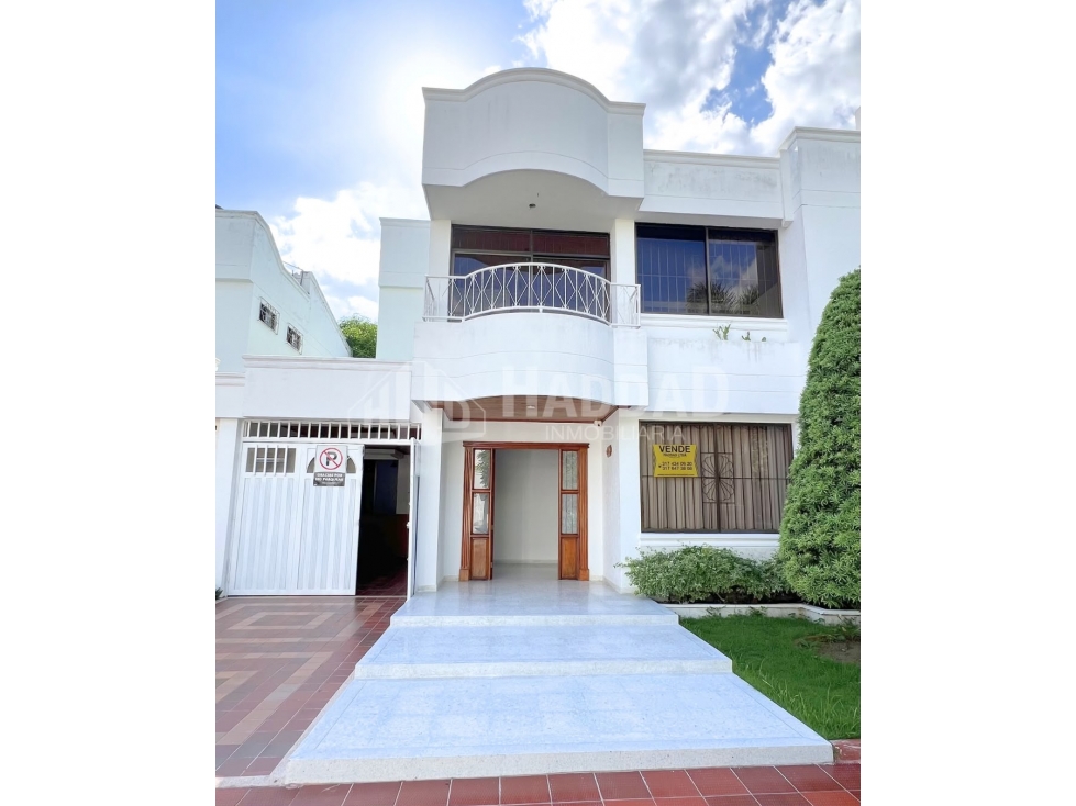 CASA DISPONIBLE PARA VENTA BARRIO CASTILLA LA NUEVA