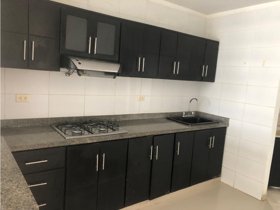APARTAMENTO DISPONIBLE PARA VENTA BARRIO LA CASTELLANA — foto 4