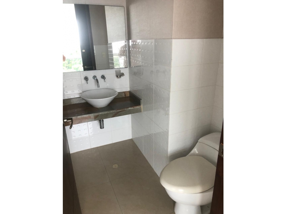 APARTAMENTO DISPONIBLE PARA ARRIENDO BARRIO EL RECREO — foto 4