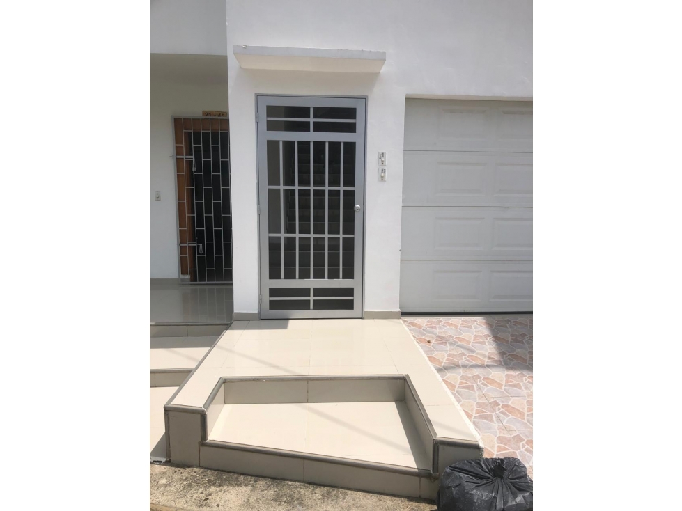 APARTAMENTO DISPONIBLE PARA ARRIENDO EN EL CENTRO DE LA CIUDAD — foto 2
