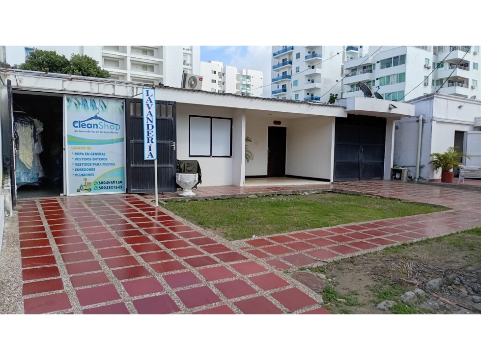 CASA/ LOTE DISPONIBLE PARA VENTA EN EL NORTE DE LA CIUDAD - 1
