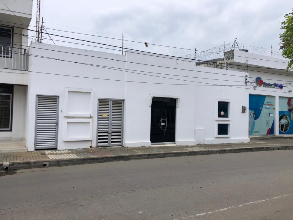 LOCAL EN ARRIENDO/BRR CHUCHURUBI