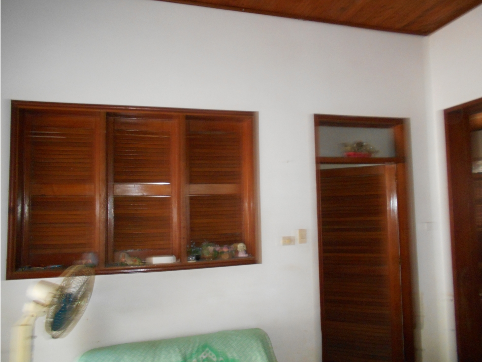 SE VENDE CASA EN EL CENTRO — foto 5