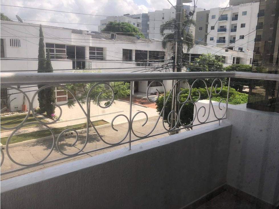 CASA DISPONIBLE PARA VENTA BARRIO LA CASTELLANA — foto 3