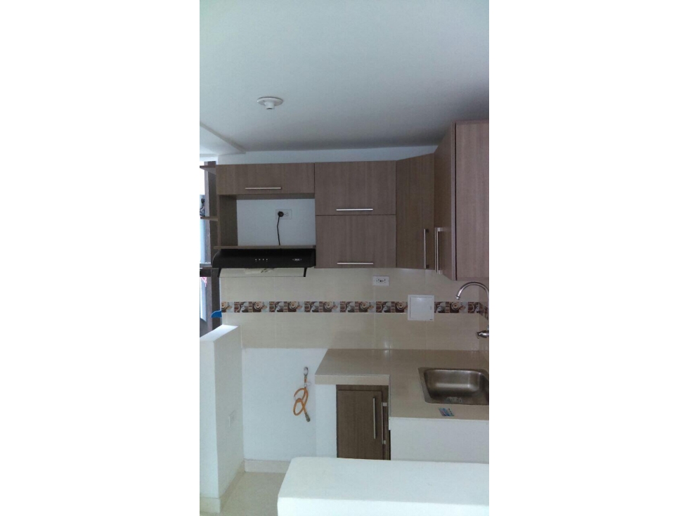 APARTAMENTO DISPONIBLE EN VENTA TORRES DE CARACOLI — foto 6