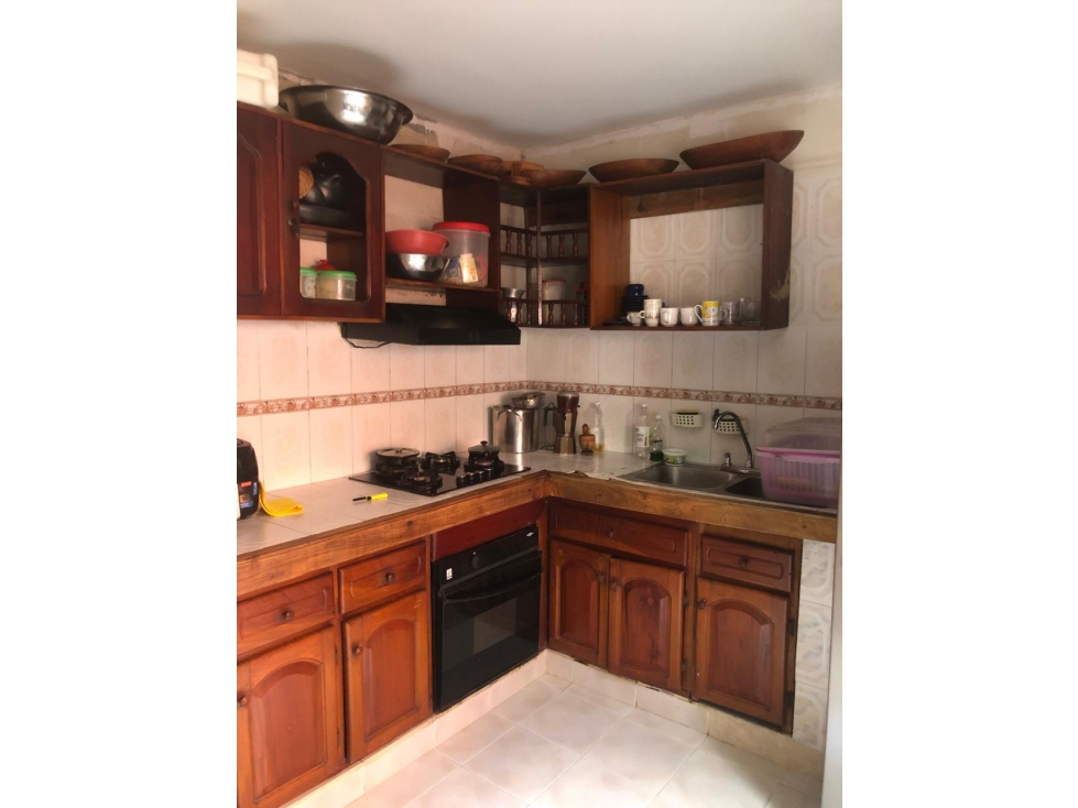 CASA DISPONIBLE EN ARRIENDO BARRIO LA CASTELLANA - 4