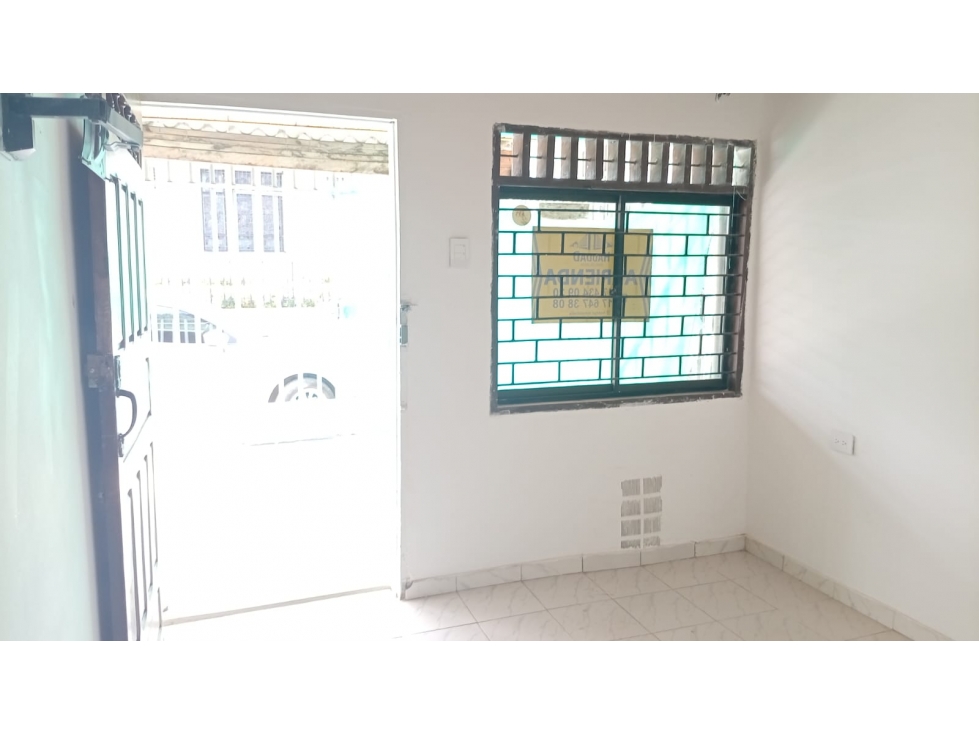 APARTAESTUDIO DISPONIBLE EN EL CENTRO DE LA CIUDAD — foto 2