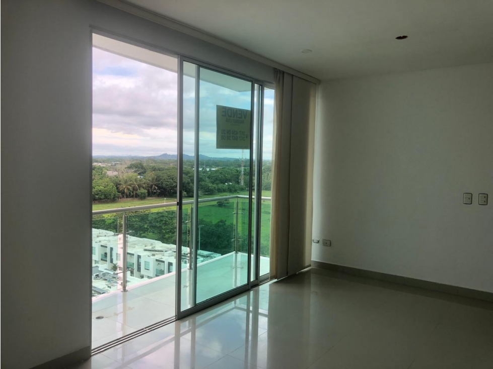 SE VENDE APARTAMENTO - 3