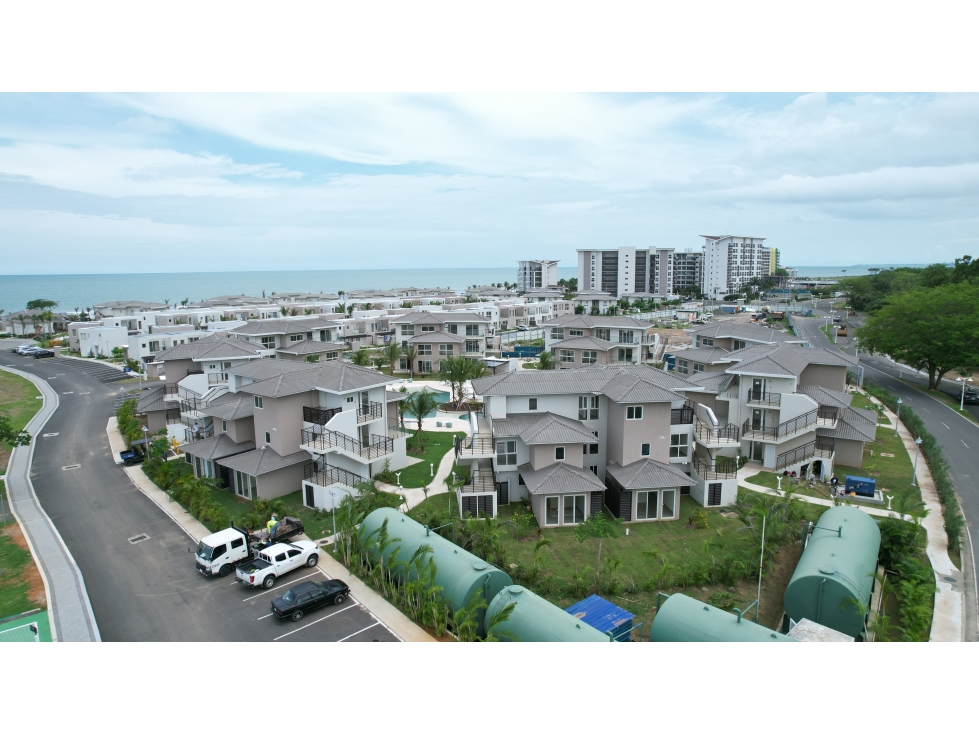 Venta de apartamento en PH Brisas del Mar, Playa Caracol — foto 2
