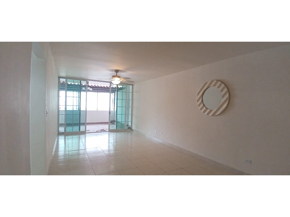 Vendo apartamento remodelado Ph Plaza Camino Real, Betania — foto 2