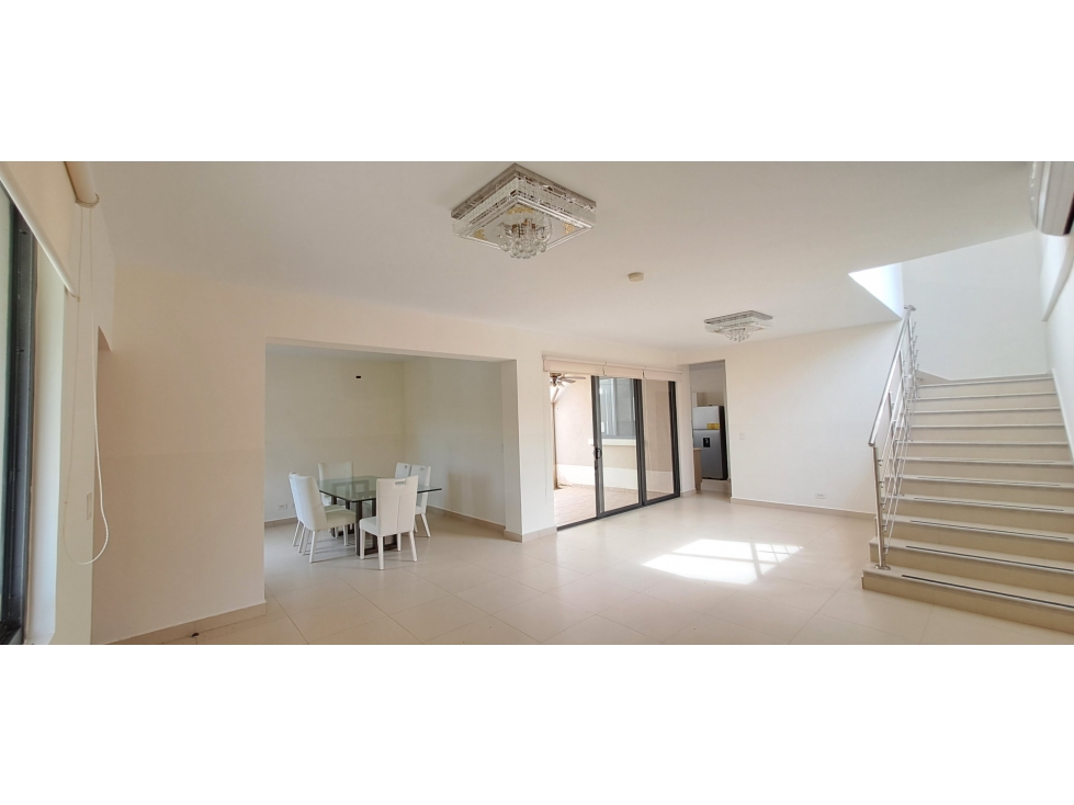En Alquiler casa de 4 recámaras en River Valley, Panamá Pacífico
