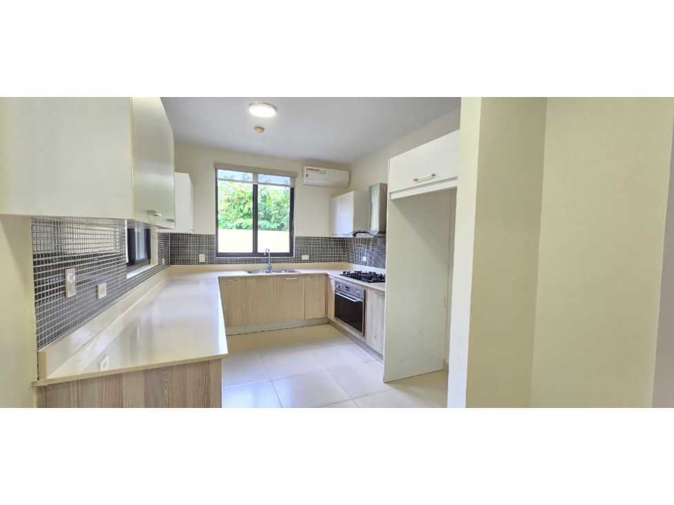 Vendo Casa de 4 recámaras en River Valley, Panamá Pacífico — foto 3