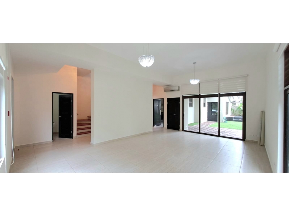 Venta de Casa Dúplex con Jacuzzi en PH Nativa, Panamá Pacifico — foto 3