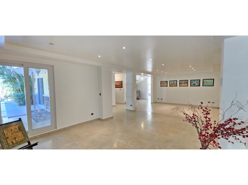 Casa en Venta con Piscina Privada en Camino de Cruces — foto 2