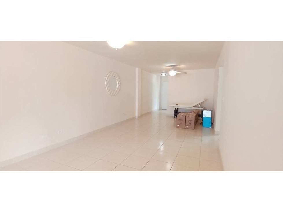 Vendo apartamento remodelado Ph Plaza Camino Real, Betania — foto 4