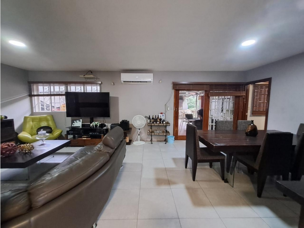 Venta por debajo del Avalúo!! Casa en Villas de Howard — foto 3