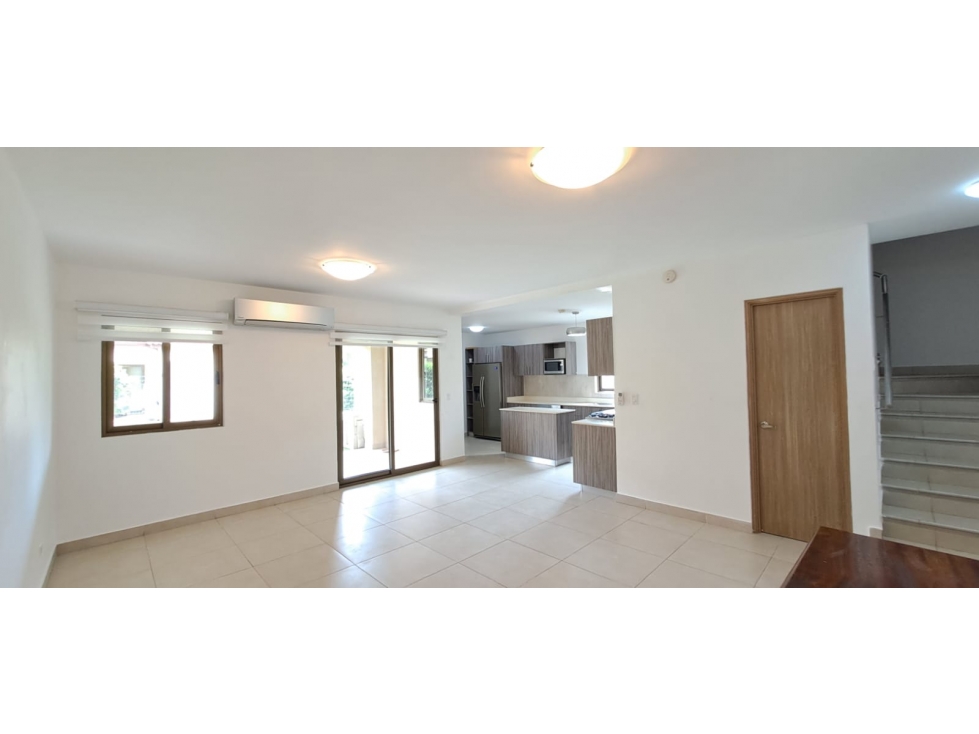 Casa en ESQUINA!! en Woodlands de 3 recámaras - Panamá Pacifico — foto 3