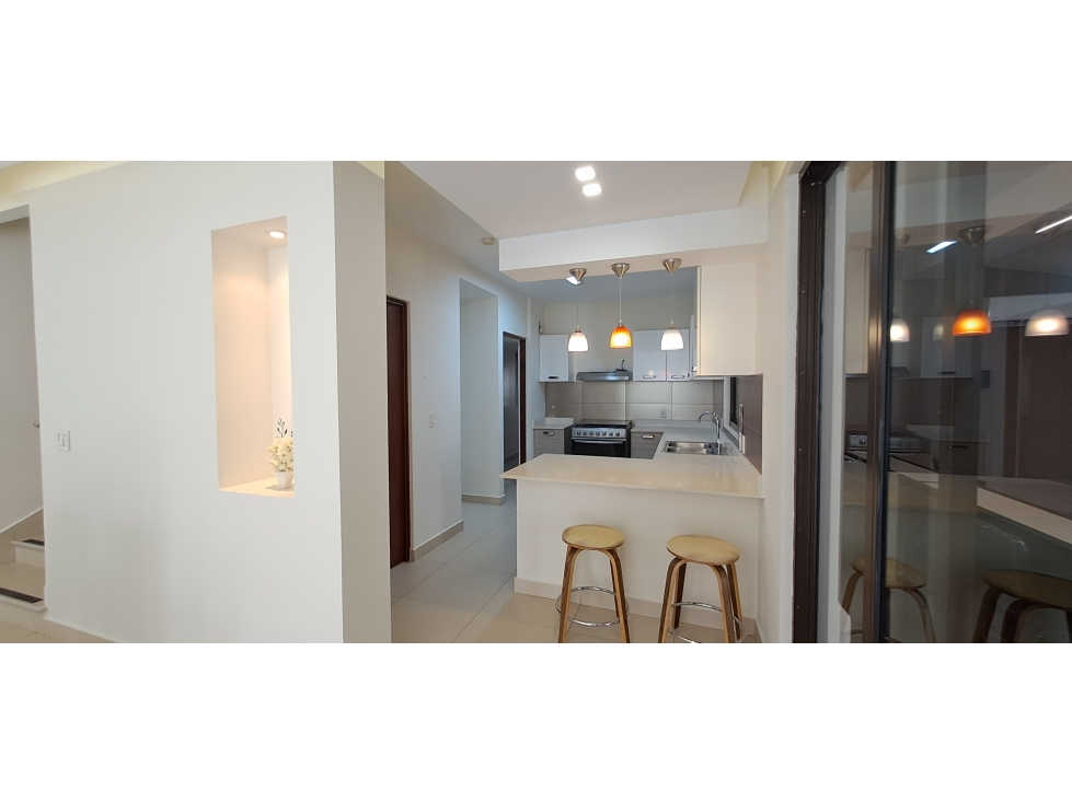 Venta Bella Casa Remodelada en River Valley, Panamá Pacífico — foto 4