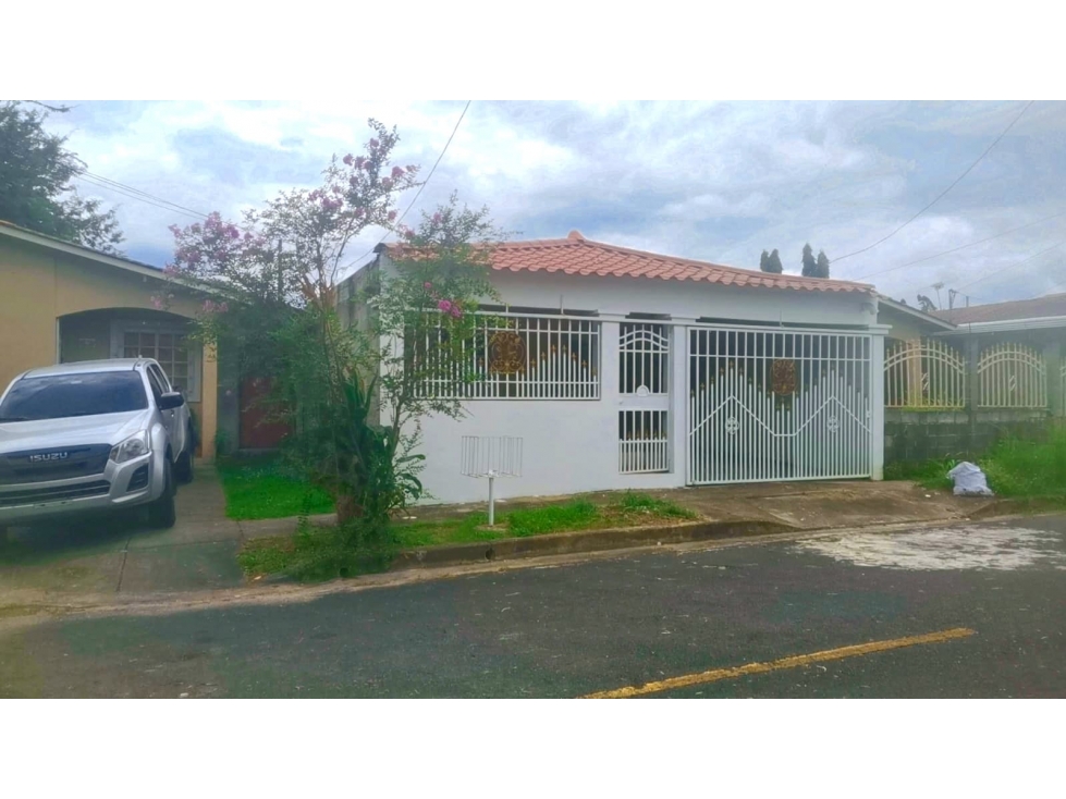 Venta de Casa en Urbanización Colinas de Pacora - Pacora - 2
