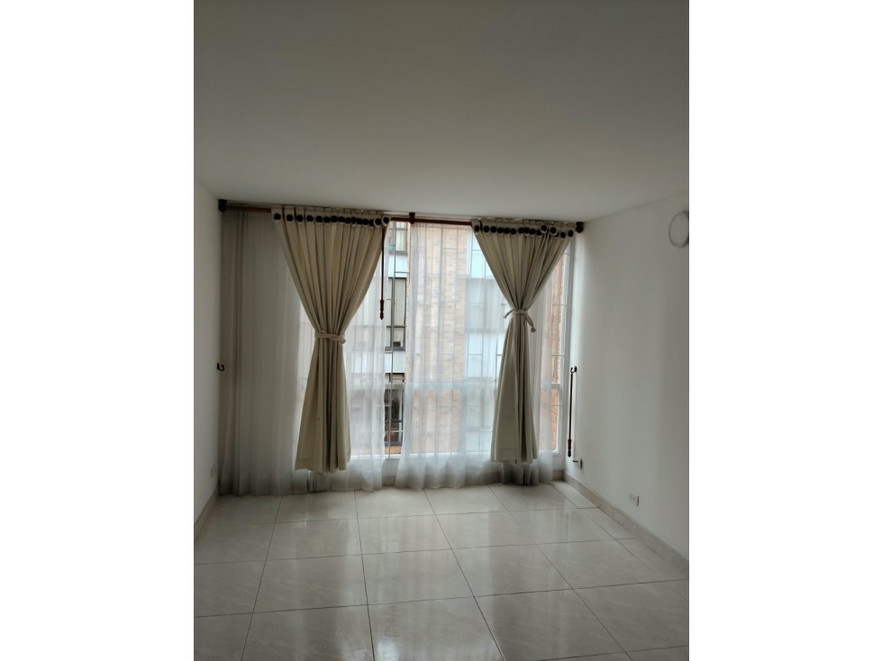 APARTAMENTO EN ARRIENDO - MODELIA — foto 3