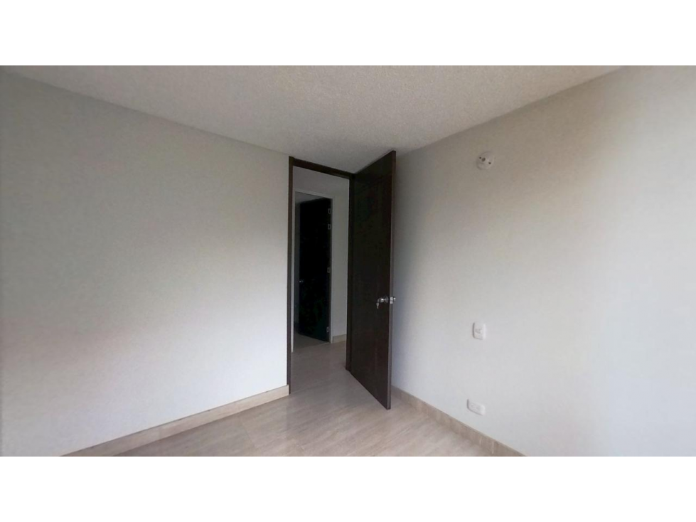 CAYENA 3 — foto 2
