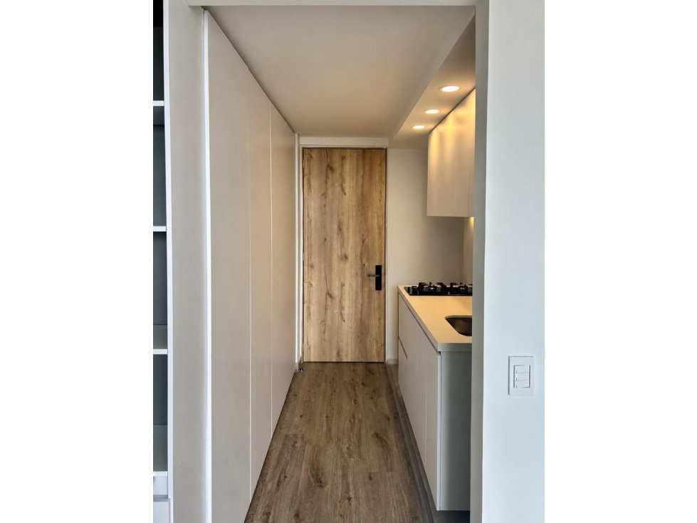 APARTAESTUDIO EN ARRIENDO - LOS MARTIRES — foto 2