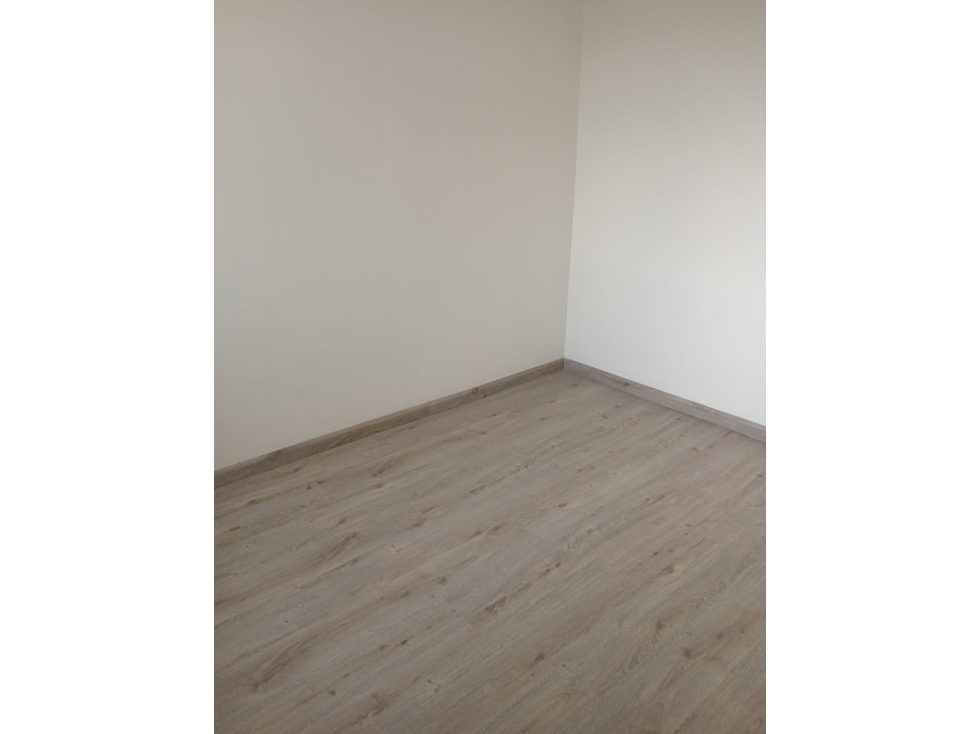 APARTAMENTO EN ARRIENDO - BARLOVENTO - 4