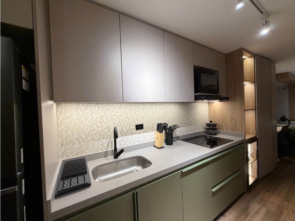 ARRIENDO APARTAESTUDIO TIPO SUITE AMOBLADO - DC 26