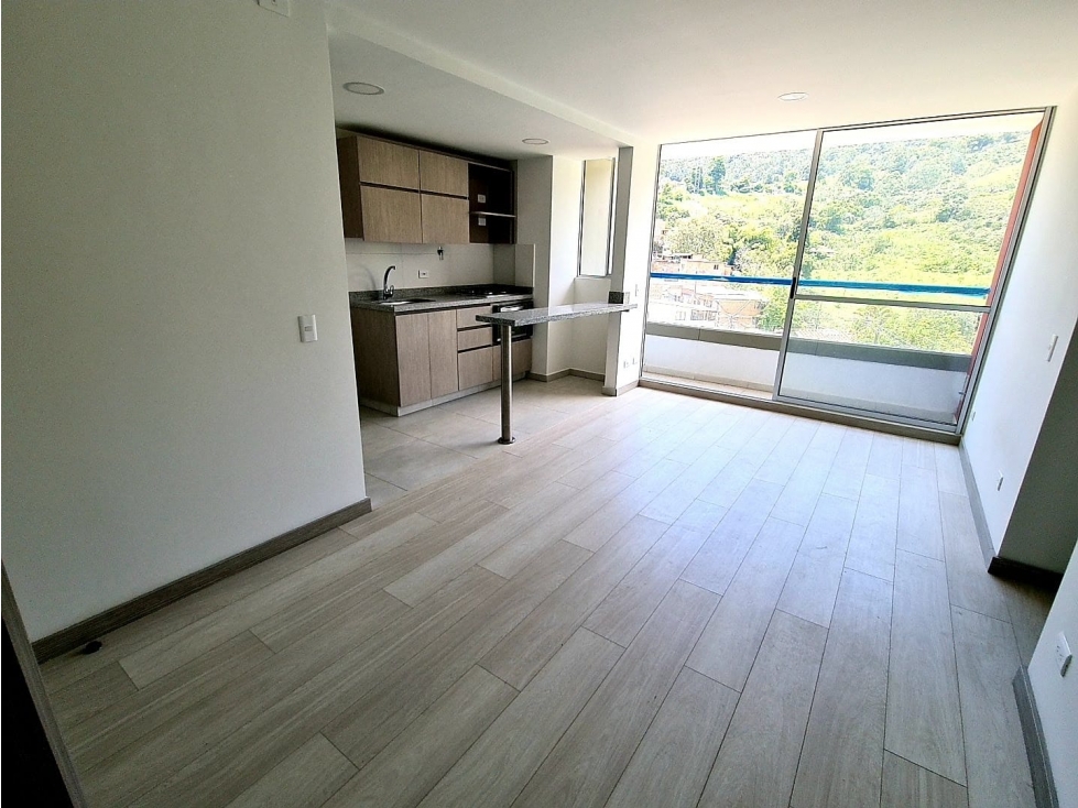 APARTAMENTO EN VENTA EN SABANETA CON VISTA A LA MONTAÑA — foto 5
