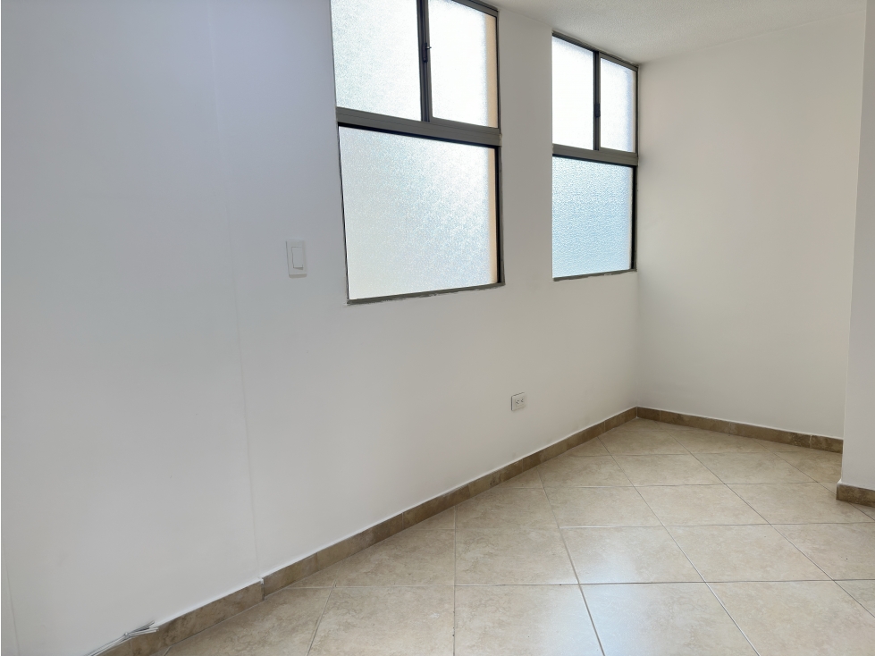 APARTAMENTO EN VENTA LOMA DE LOS BERNAL — foto 6