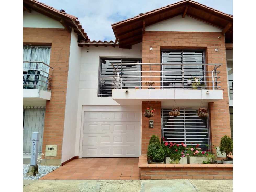 CASA EN VENTA EN LA CEJA SECTOR VIVA — foto 2