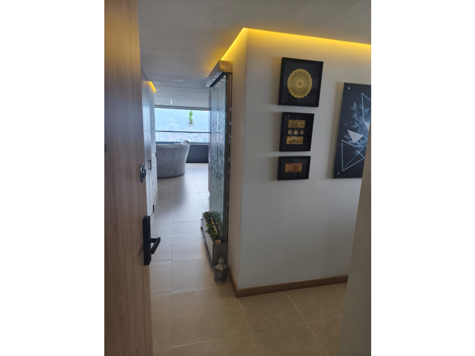 Apartamento en Venta en Las Palmas Ubicación Estratégica — foto 4