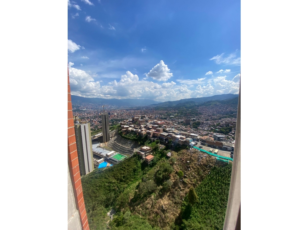 Apartamento en Venta en Las Palmas Piso Alto con Vista
