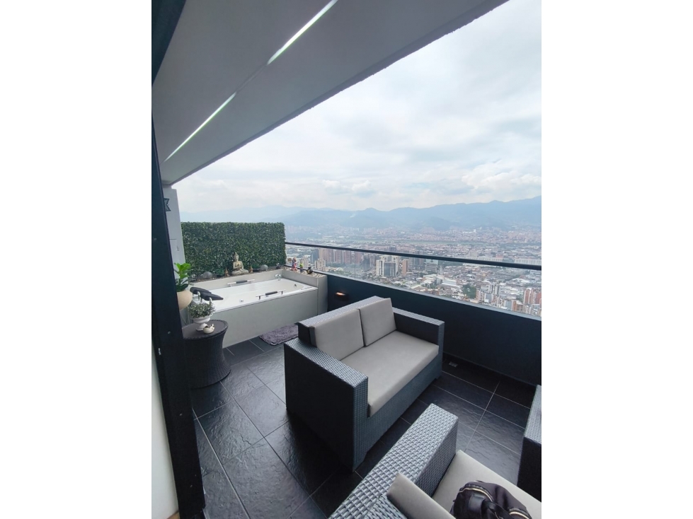 Apartamento en Venta en Las Palmas Ubicación Estratégica