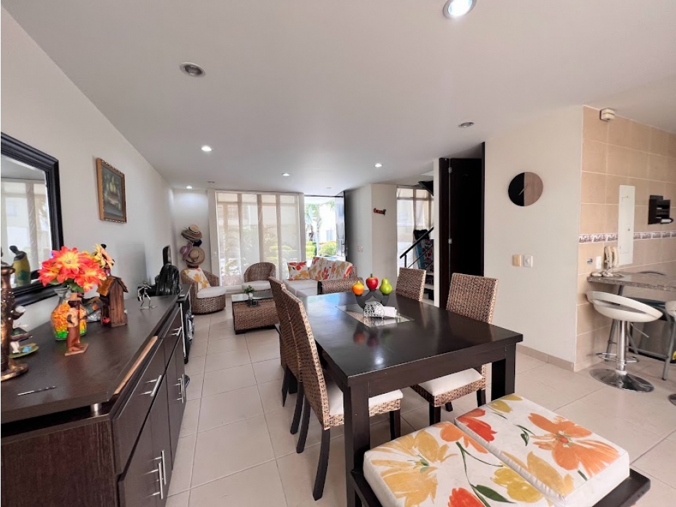 VENDE / PERMUTA EXCELENTE CASA EN CONJUNTO CERRADO EN VILLETA — foto 3