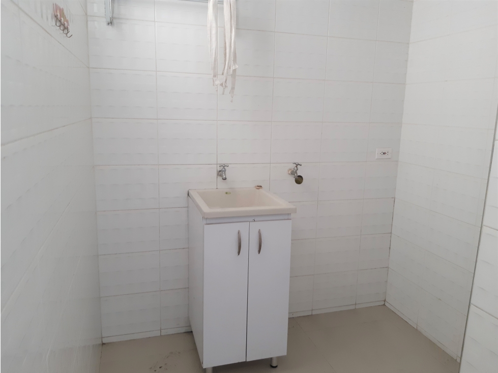 Vende Apartamento en Conjunto Cerrado - 4