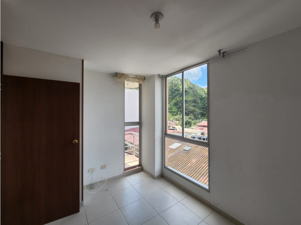 Vendo Apartamento en la Vega Cund - 5