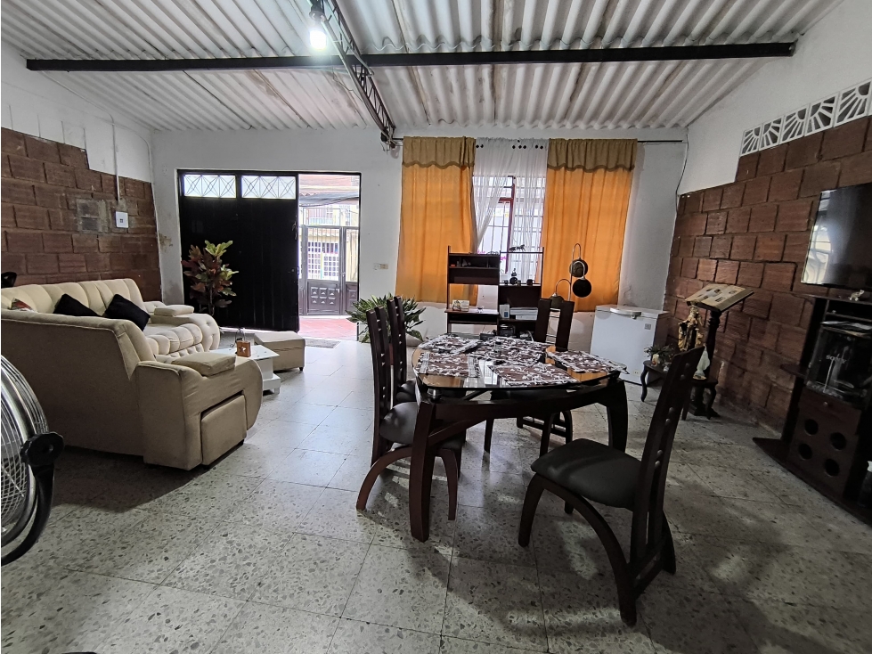 VENDE CASA EN VILLETA - 3
