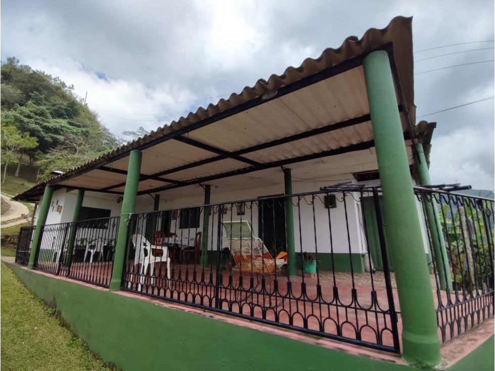 VENDO FINCA EN VILLETA - 2