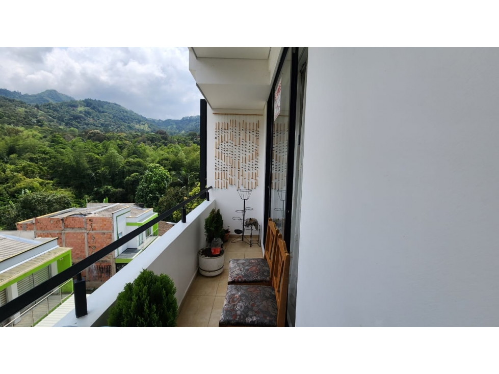 VENDO APARTAMENTO EN LA VEGA - 2