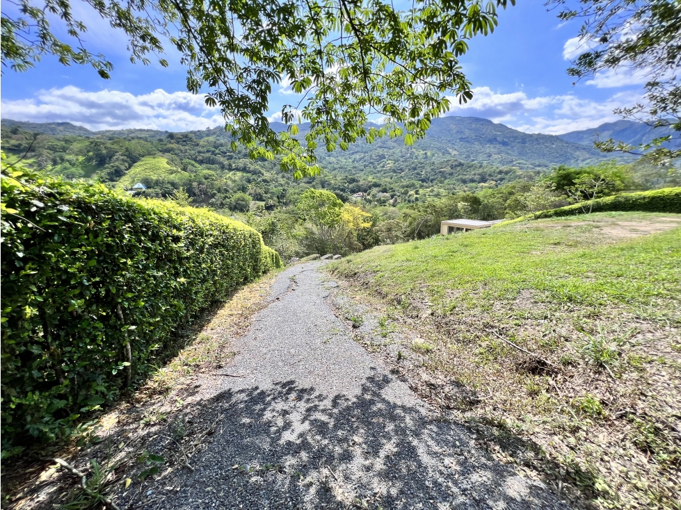 VENDO EXCELENTE LOTE EN CONDOMINIO EN VILLETA - 3