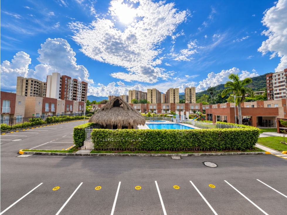 VENDO CASA EN CONJUNTO CERRADO