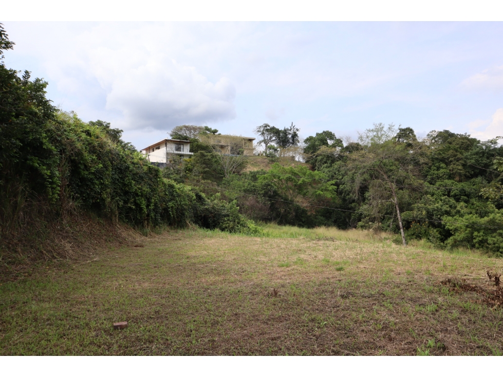 VENDO LOTE EN CONDOMINIO EN VILLETA - 4