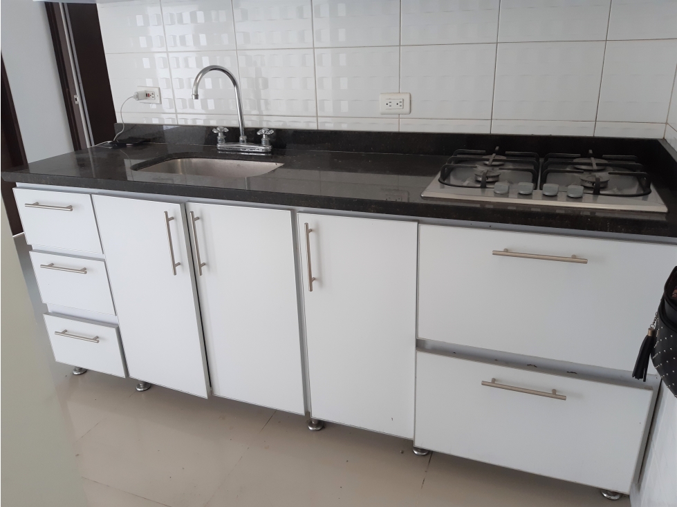 Vende Apartamento en Conjunto Cerrado - 3