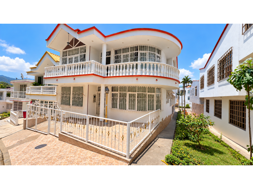 VENDO CASA EN VILLETA