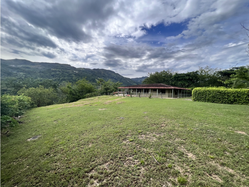 Vende Lote Campestre en Villeta - 1